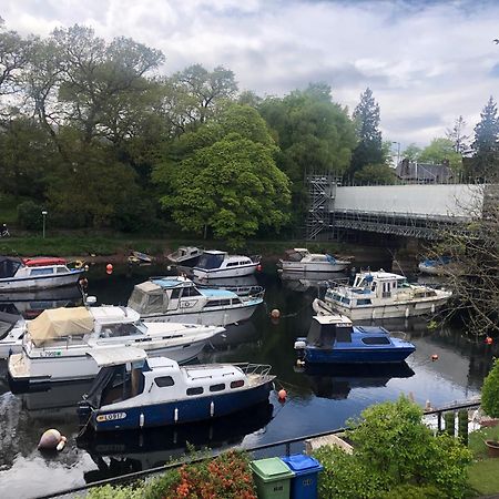 Loch Lomond Riverside Apartments A بالّوتْشْ المظهر الخارجي الصورة